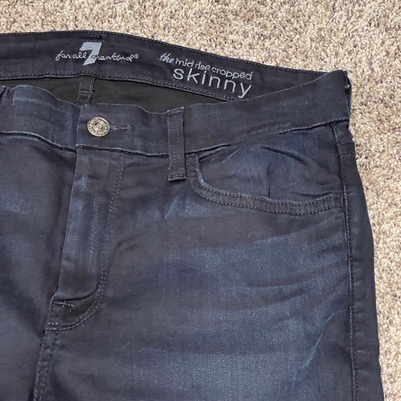 7 For All Mankind Dark-Washed Mid-Rise Cropped Skinny Jeans - Picture 3 of 5